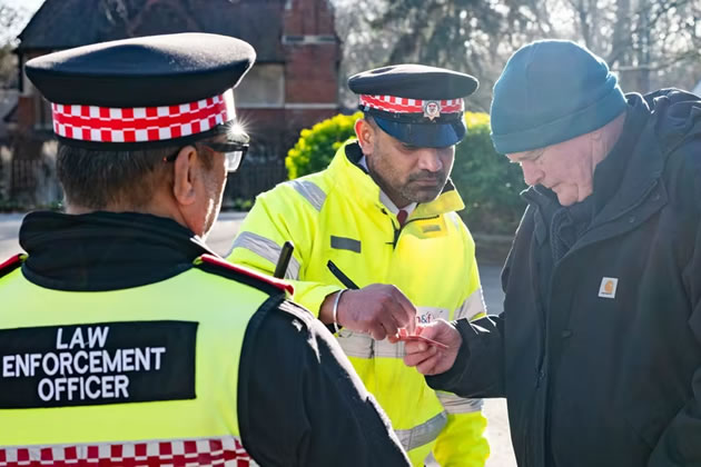 The borough Law Enforcement Team would be able to exclude people from an area for 24 hours.